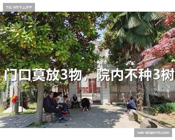 盲人作家蓝宁出版诗集，十年失明历程成创作源泉