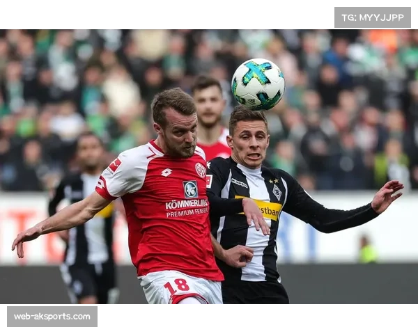 李在成领衔美因茨中场，对决门兴重组防线